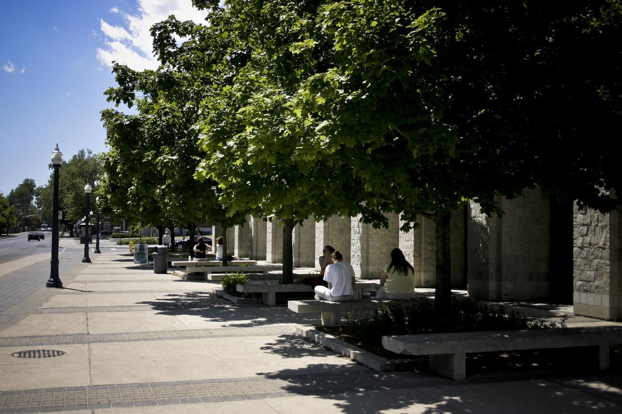 David C. Smith House - Queen'S University Aparthotel Kingston Exterior photo